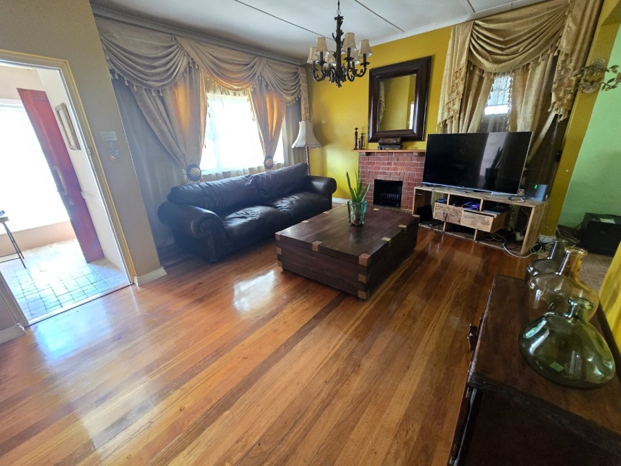 4 Bedroom Property for Sale in Thornton Western Cape